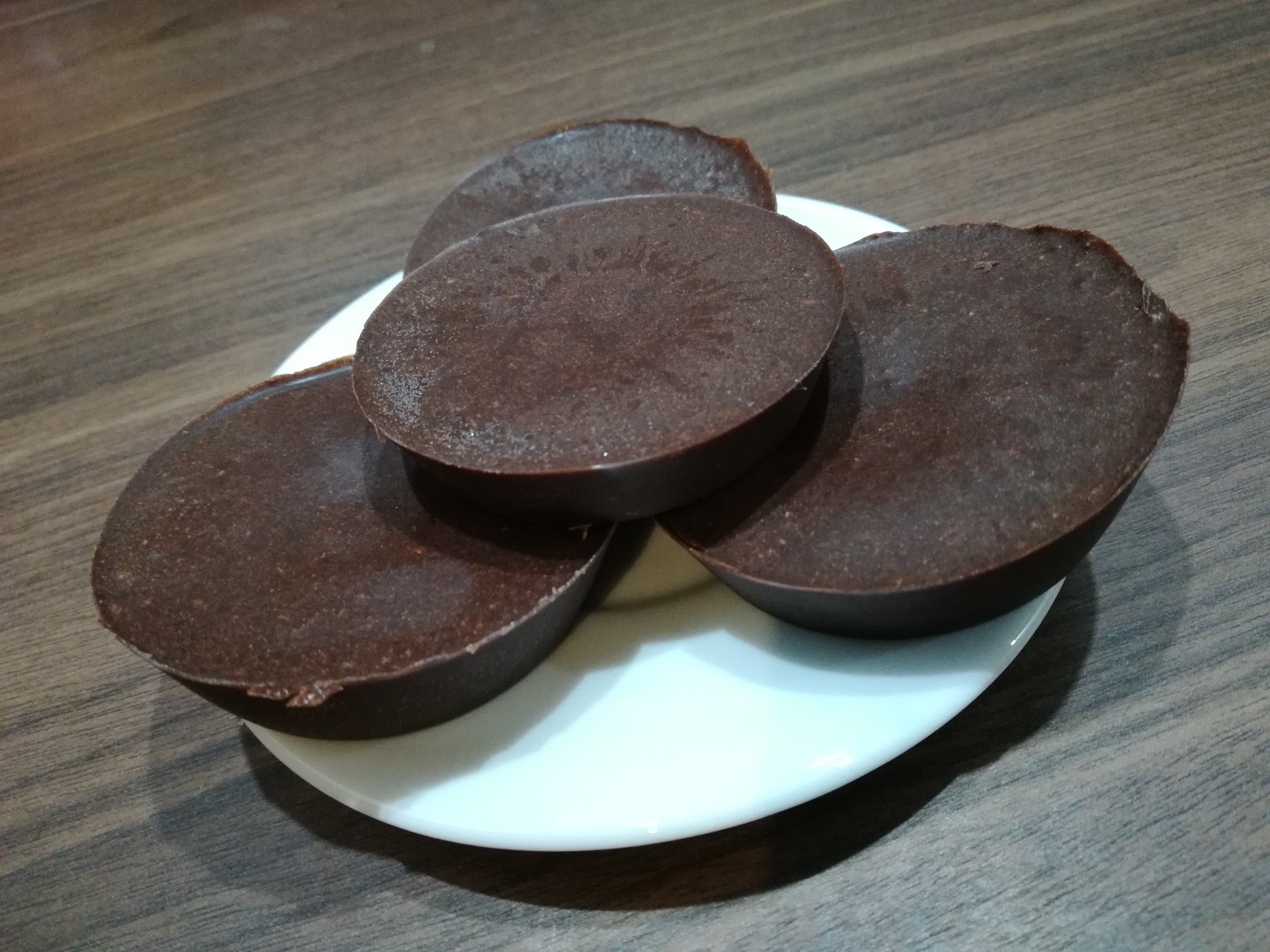 Keto czekolada z kokosem