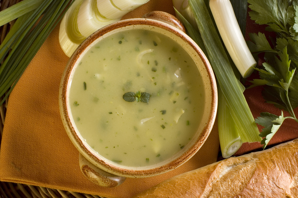 Dietetyczna i ekspresowa zupa ogórkowa (bez laktozy)