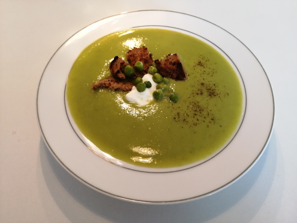 Zupa krem z groszku zielonego