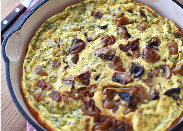 omlet z pieczarkami