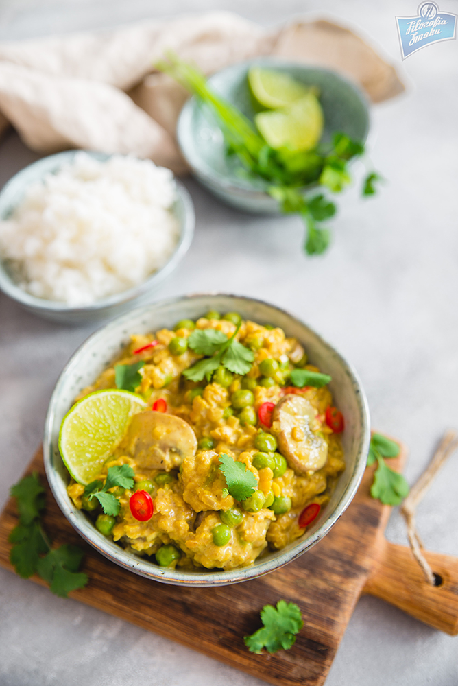 Curry z soczewicą i mlekiem kokosowym
